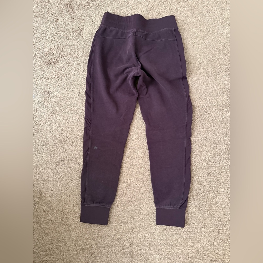 Lululemon joggers